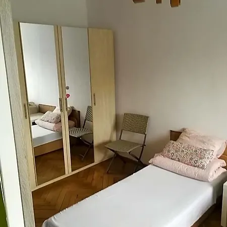 Hostel Tolek Warschau
